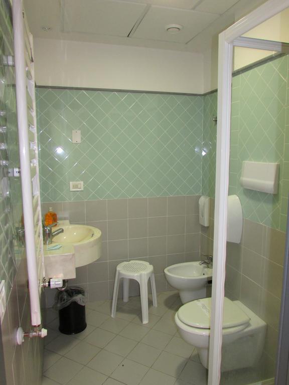 Emmaus Hotel Zafferana Etnea Δωμάτιο φωτογραφία