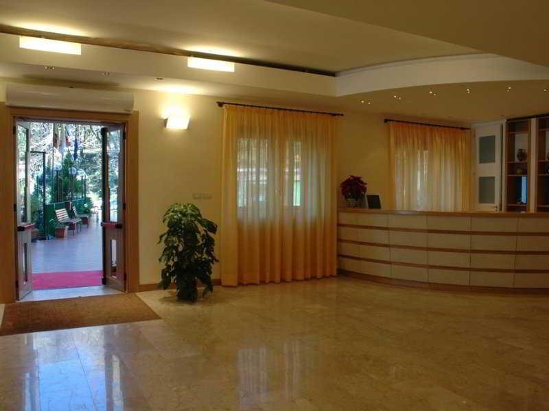 Emmaus Hotel Zafferana Etnea Εξωτερικό φωτογραφία
