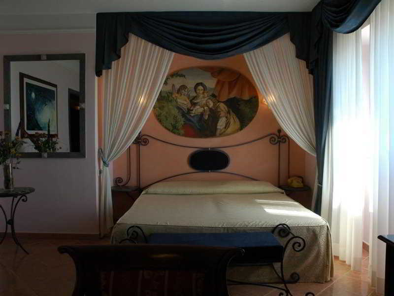 Emmaus Hotel Zafferana Etnea Εξωτερικό φωτογραφία